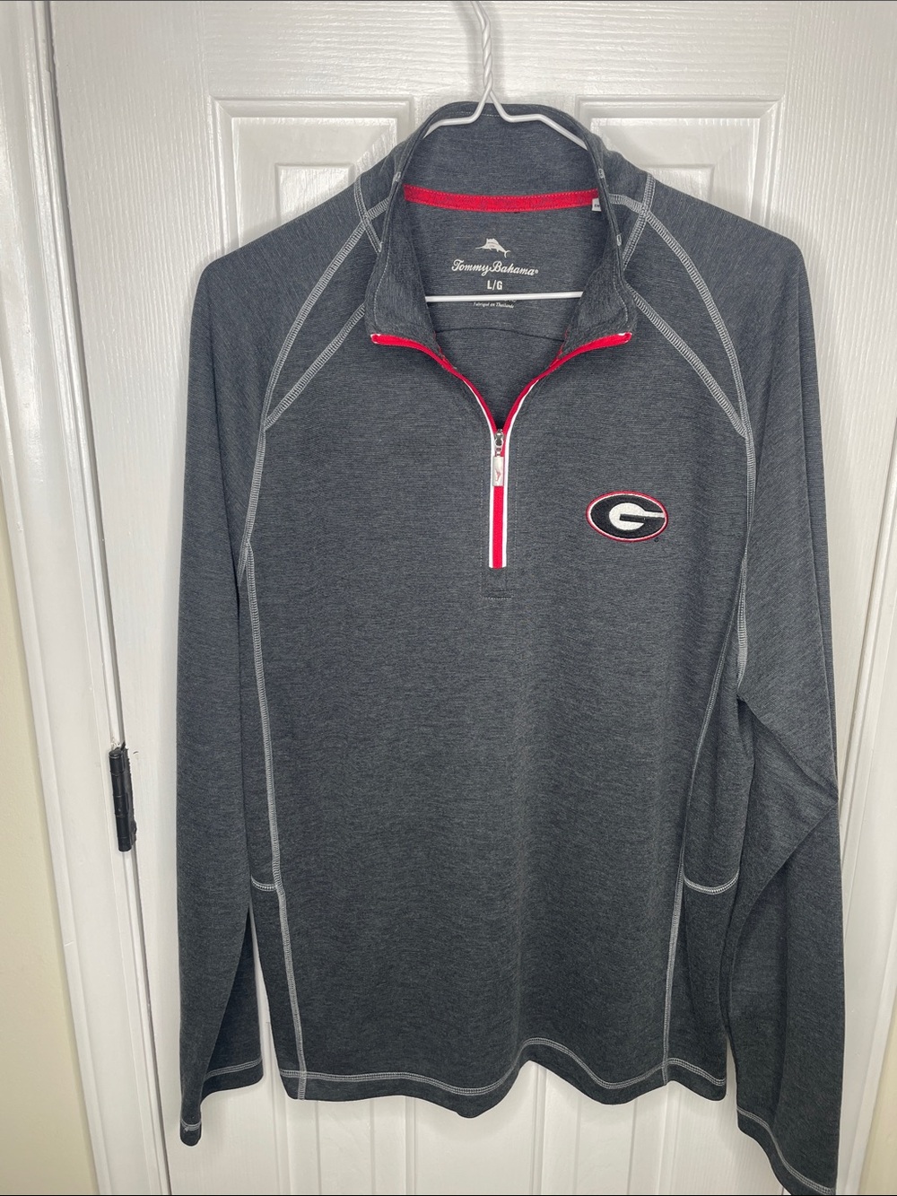 Georgia Bulldogs Tommy Bahama Men's Dark Gray 1/4 Zip Pullover with Red Trim